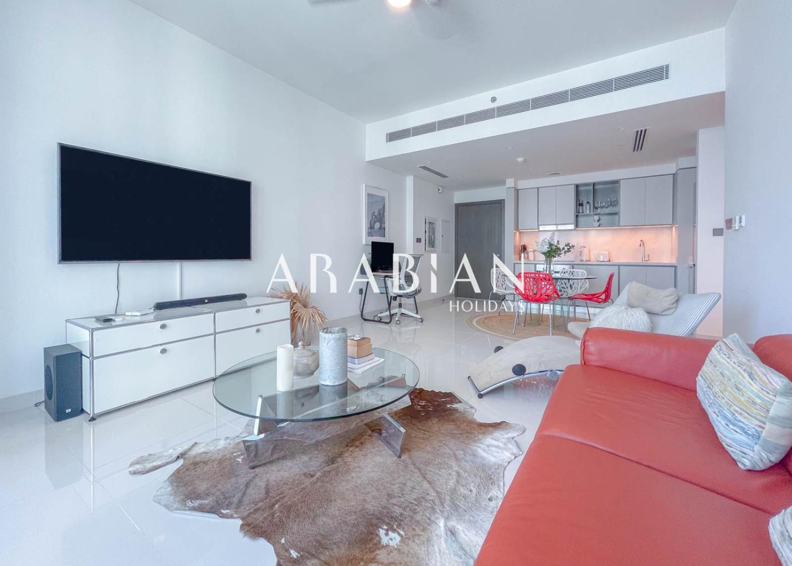 Waterside1br In Sunrise Bay With Partial Sea View Apartment